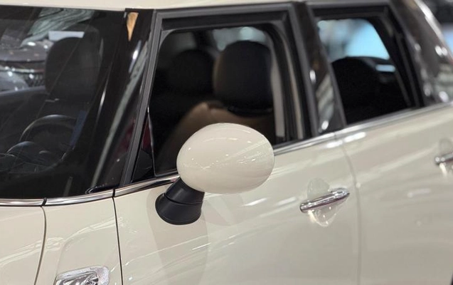 imagem-https://www.socarrao.com.br/sc-vehicle-images-prod/2401287/1789585937353-8226373_3_B_058876aa55.jpeg