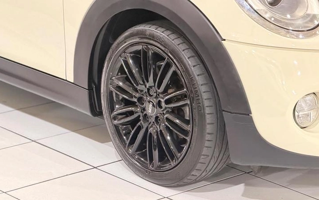 imagem-https://www.socarrao.com.br/sc-vehicle-images-prod/2401287/1789585937355-8226373_5_B_f42a9f9f3e.jpeg