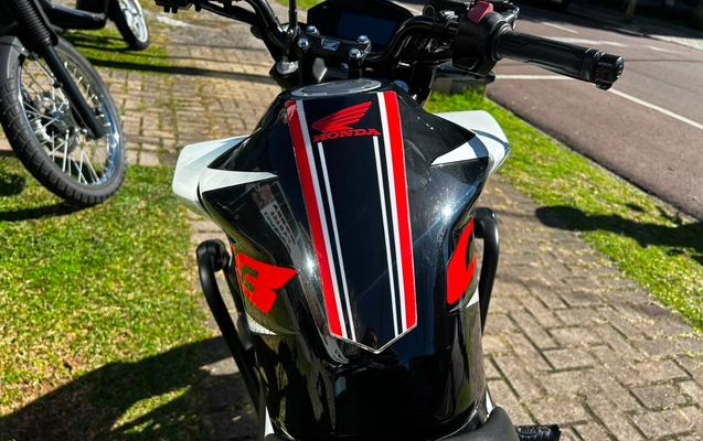 imagem-https://www.socarrao.com.br/sc-vehicle-images-prod/2401343/1782929237420-MTQuanBlZw.jpeg