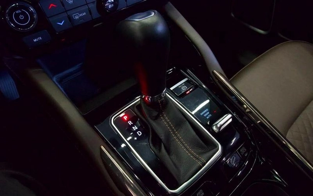 imagem-https://www.socarrao.com.br/sc-vehicle-images-prod/2401407/1789419327399-7843002_11_B_38c137ed72.jpeg