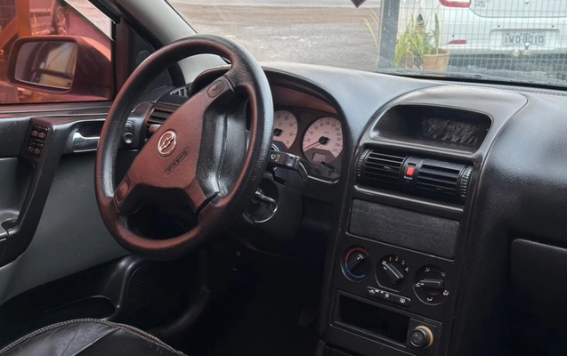 imagem-https://www.socarrao.com.br/sc-vehicle-images-prod/2401420/1784824782309-Y38g0esgHoroVSBXzFFPmnztZSYY6gaa.jpg