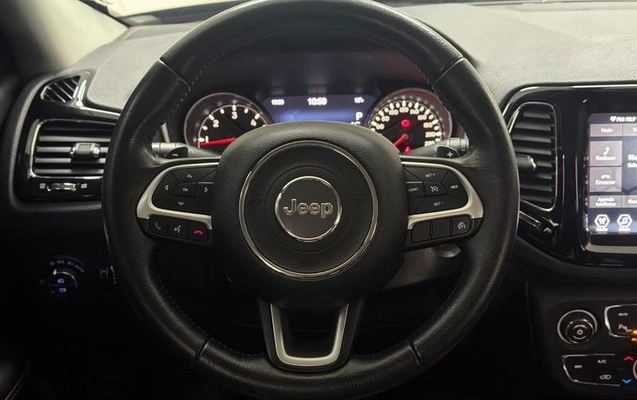 imagem-https://www.socarrao.com.br/sc-vehicle-images-prod/2401645/1788435978854-8236576_16_B_0279652ee3.jpeg