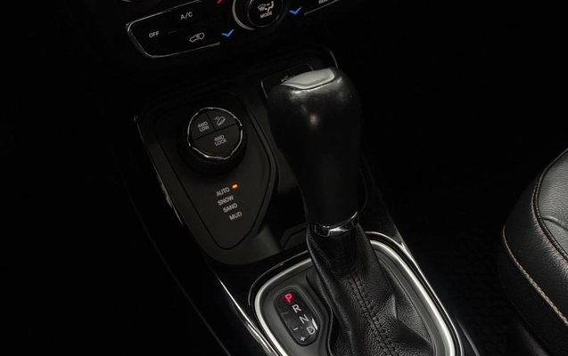 imagem-https://www.socarrao.com.br/sc-vehicle-images-prod/2401645/1788435978861-8236576_20_B_4af5437f73.jpeg
