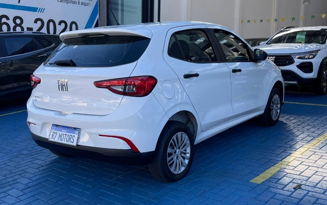 imagem-https://www.socarrao.com.br/sc-vehicle-images-prod/2401648/1782930681555-7_033105.jpg