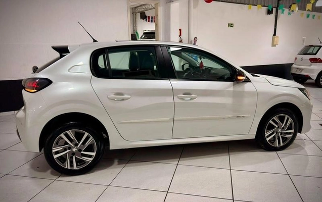 imagem-https://www.socarrao.com.br/sc-vehicle-images-prod/2401748/1788467910089-8239268_5_B_c7f29b9ad3.jpeg