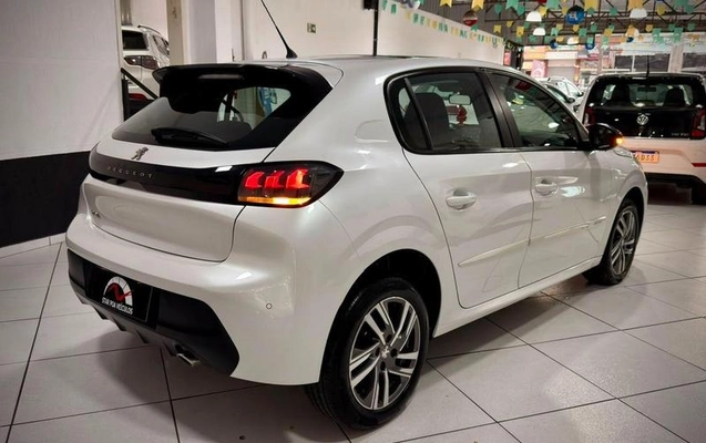 imagem-https://www.socarrao.com.br/sc-vehicle-images-prod/2401748/1788467910097-8239268_11_B_000ac565f2.jpeg