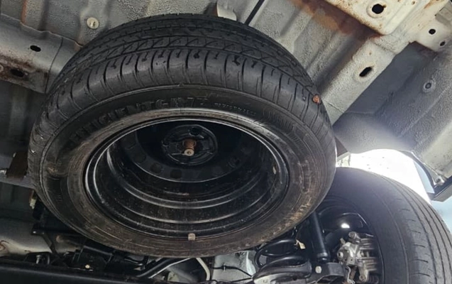 imagem-https://www.socarrao.com.br/sc-vehicle-images-prod/2401818/1782931063930-N2VmMTViYjAtY2VlOS00MWEwLTk2ODEtNDBhMDAyMjE5M2IyLmpwZw.jpg