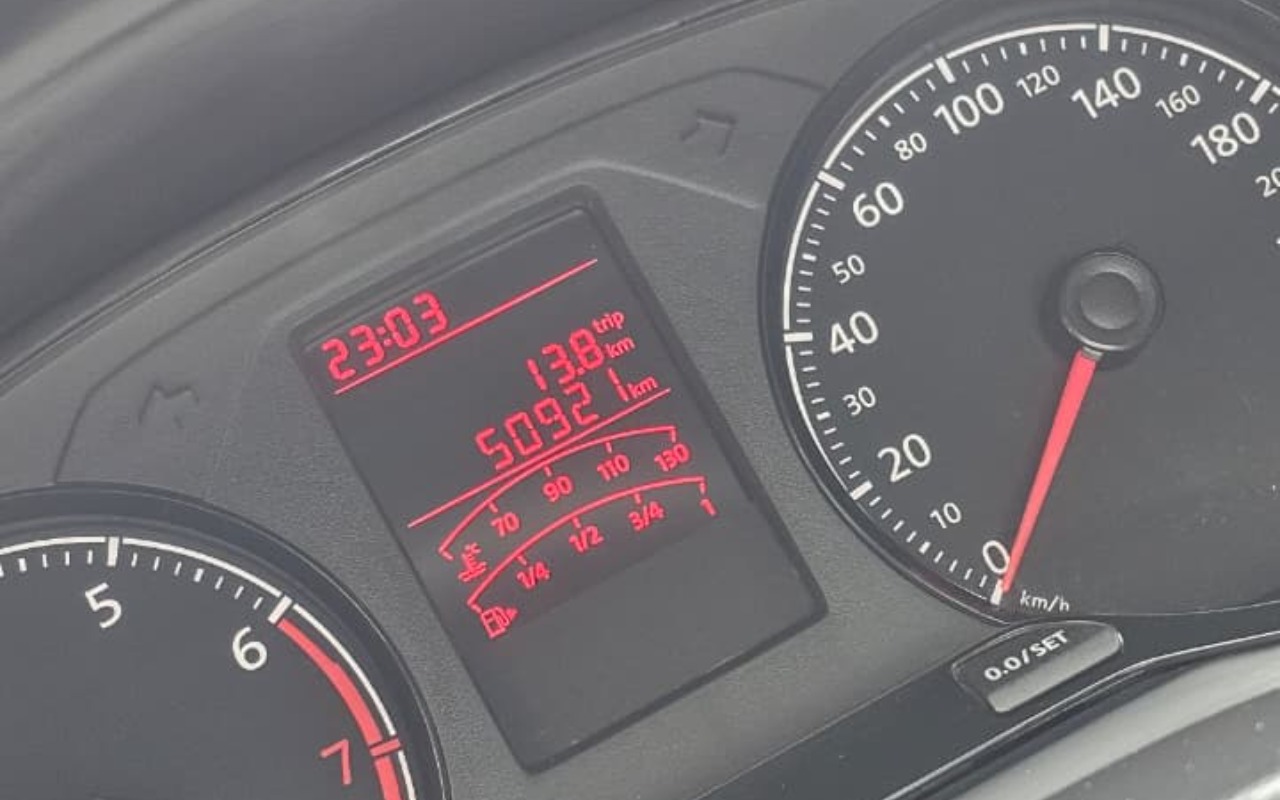 imagem-https://www.socarrao.com.br/sc-vehicle-images-prod/2401818/1782931065043-ZDkwNDhiYzUtMWU4Mi00OTU2LTg0ZWMtMDEzY2ZmNmRiMjY5LmpwZw.jpg