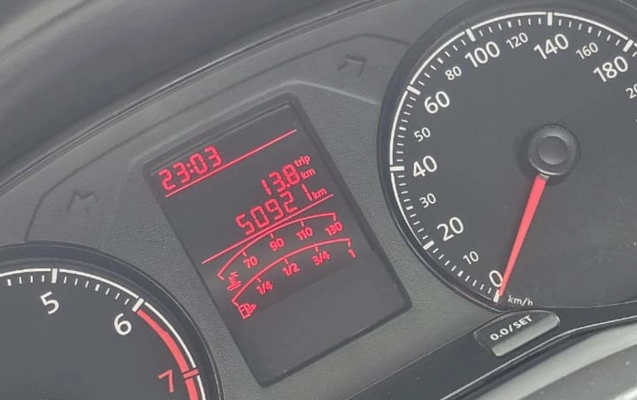 imagem-https://www.socarrao.com.br/sc-vehicle-images-prod/2401818/1782931065043-ZDkwNDhiYzUtMWU4Mi00OTU2LTg0ZWMtMDEzY2ZmNmRiMjY5LmpwZw.jpg