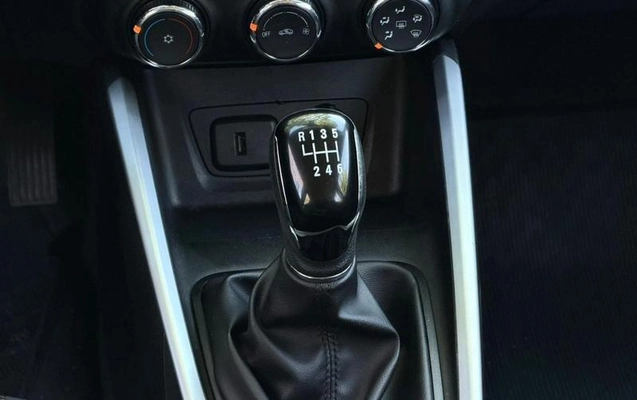 imagem-https://www.socarrao.com.br/sc-vehicle-images-prod/2402149/1782932398260-8218712_0_B_ed831546c4.jpeg