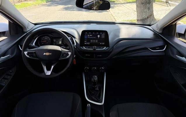 imagem-https://www.socarrao.com.br/sc-vehicle-images-prod/2402149/1782932398262-8218712_0_B_d37a285987.jpeg