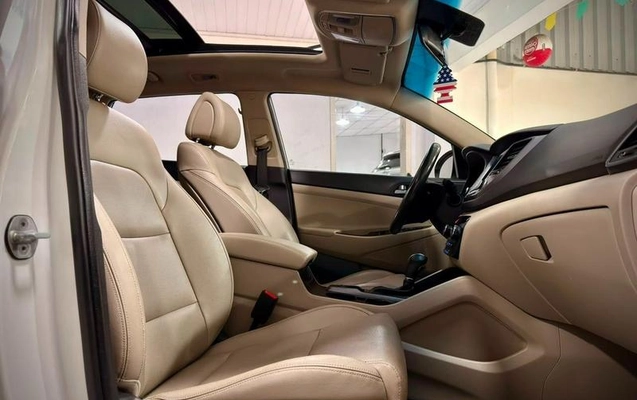 imagem-https://www.socarrao.com.br/sc-vehicle-images-prod/2402157/1788467921301-8239506_3_B_4d633b38bb.jpeg
