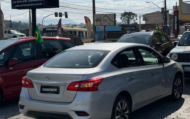 imagem-https://www.socarrao.com.br/sc-vehicle-images-prod/2402408/1782933540450-69436a45666d272e5.jpeg