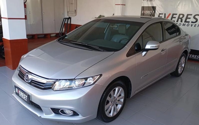 imagem-https://www.socarrao.com.br/sc-vehicle-images-prod/2402837/1788438660376-8237408_19_B_64890e5fab.jpeg