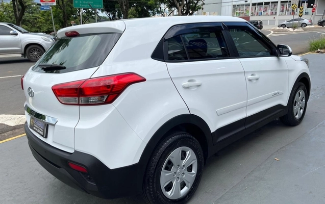 imagem-https://www.socarrao.com.br/sc-vehicle-images-prod/2402840/1785890888859-pPzOR6PWH1VK23PryMKLDTP46XIMUueL.jpg