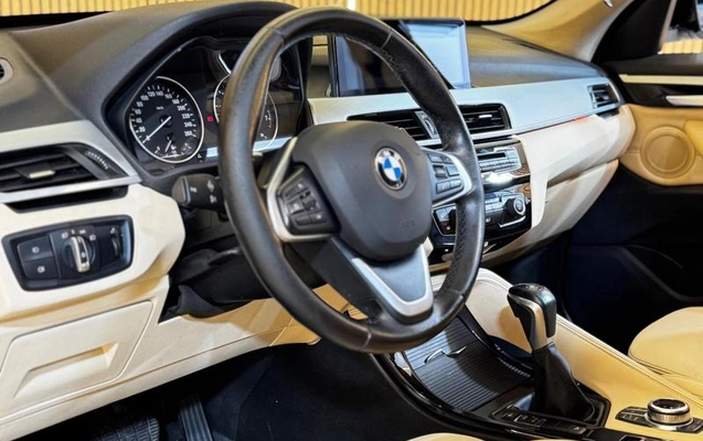 imagem-https://www.socarrao.com.br/sc-vehicle-images-prod/2402906/1787926976786-8188195_9_B_856862ea84.jpeg