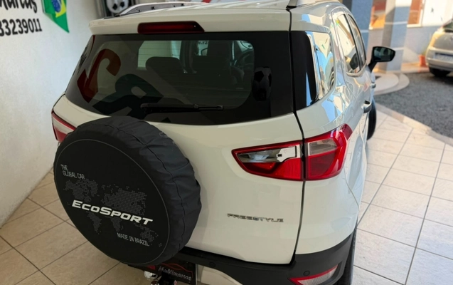 imagem-https://www.socarrao.com.br/sc-vehicle-images-prod/2402946/1789735694846-tLvdXPsOltrVWp0rSicSJaXqM3attYzD.jpg
