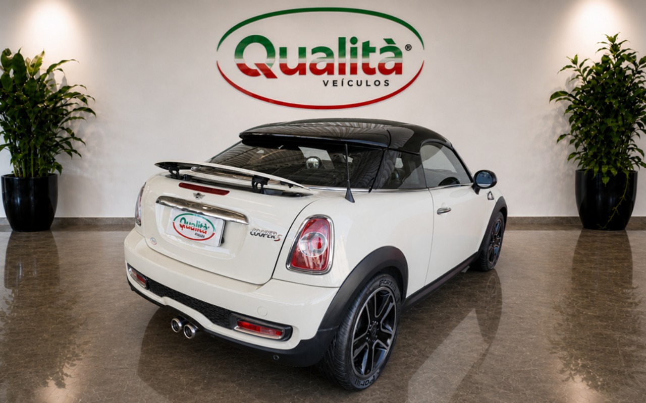 imagem-https://www.socarrao.com.br/sc-vehicle-images-prod/2403386/1788380569759-MDMucG5n.png