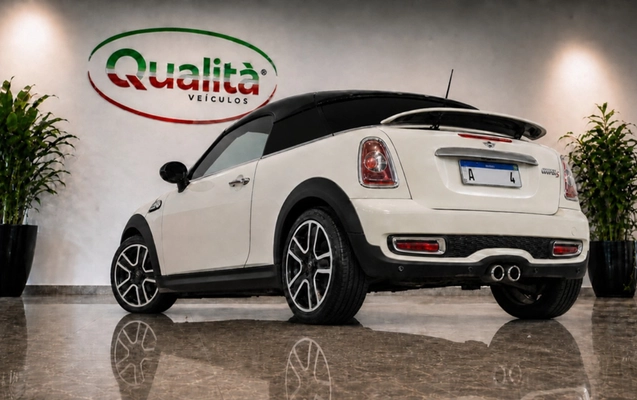 imagem-https://www.socarrao.com.br/sc-vehicle-images-prod/2403386/1788380570301-MDkucG5n.png