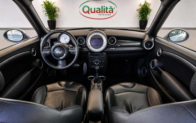 imagem-https://www.socarrao.com.br/sc-vehicle-images-prod/2403386/1788380570442-MTEucG5n.png