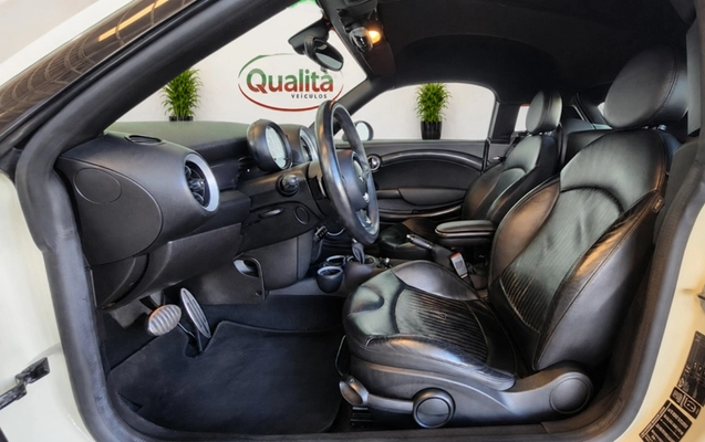 imagem-https://www.socarrao.com.br/sc-vehicle-images-prod/2403386/1788380570499-MTIucG5n.png