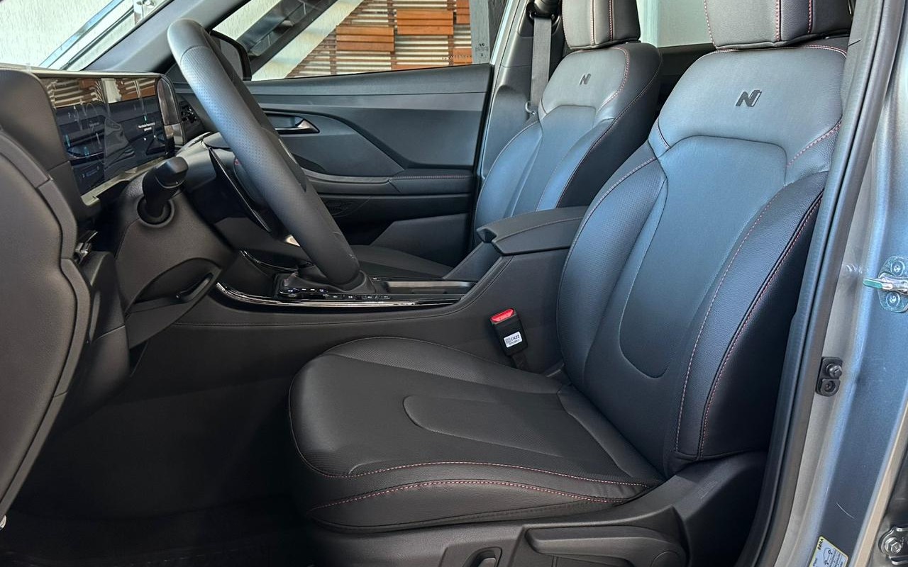 imagem-https://www.socarrao.com.br/sc-vehicle-images-prod/2403387/1782936690794-V2hhdHNBcHAgSW1hZ2UgMjAyNi0wNy0wMSBhdCAxNi40MC40MC5qcGVn.jpeg