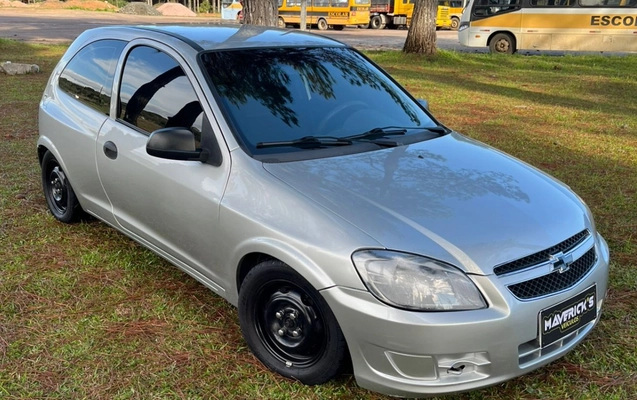 imagem-https://www.socarrao.com.br/sc-vehicle-images-prod/2403406/1782936763402-ZDAwZTVlMDEtMDVkYi00ZDI3LWI5NGMtYjc2MjFkZDdlNjM3LmpmaWY.jfif