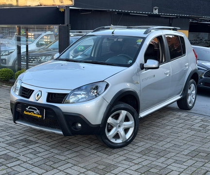 Renault Sandero 2009 Prata — foto 1 de 3