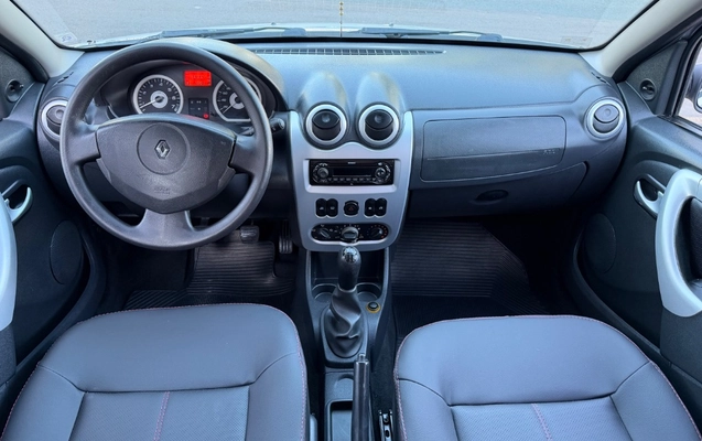 imagem-https://www.socarrao.com.br/sc-vehicle-images-prod/2403458/1786540733608-gb-c0ba67d.jpeg