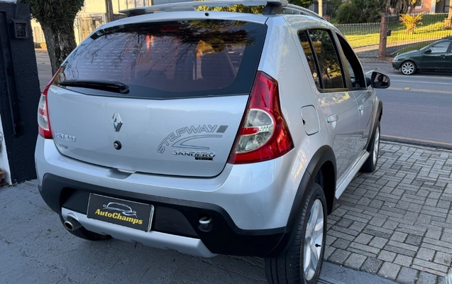imagem-https://www.socarrao.com.br/sc-vehicle-images-prod/2403458/1786540733613-gb-ecec70d.jpeg
