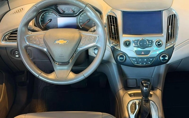 imagem-https://www.socarrao.com.br/sc-vehicle-images-prod/2403718/1784661659727-8240156_8_B_2f8fe20ce3.jpeg