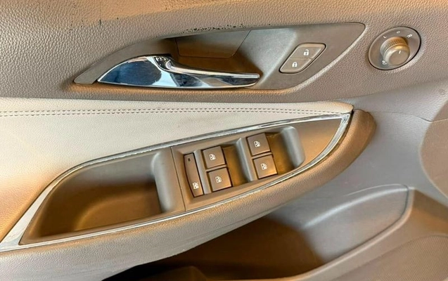 imagem-https://www.socarrao.com.br/sc-vehicle-images-prod/2403718/1784661659730-8240156_10_B_5eca9b589b.jpeg