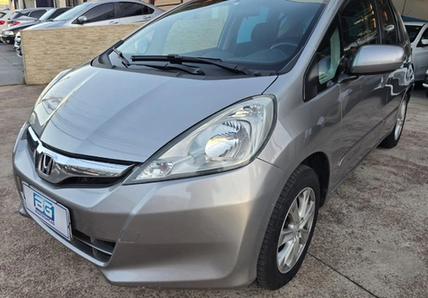 Honda Fit 2014 Cinza — foto 1 de 3
