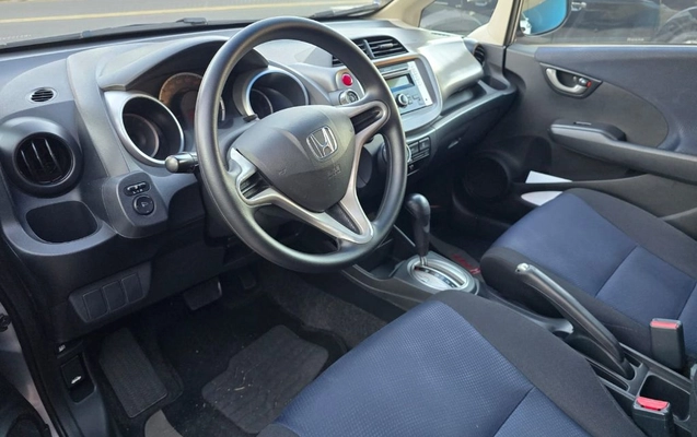 imagem-https://www.socarrao.com.br/sc-vehicle-images-prod/2403725/1788281570975-gb-7bc2413.jpeg