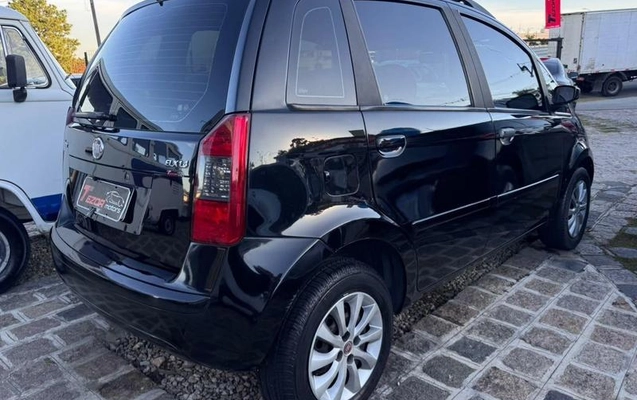 imagem-https://www.socarrao.com.br/sc-vehicle-images-prod/2404139/1783082562342-8198167_0_B_65b37929e3.jpeg