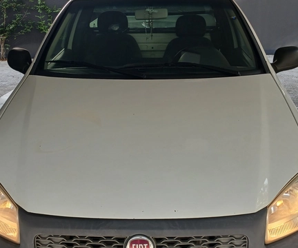 Fiat Strada 2016 Branco — foto 1 de 3