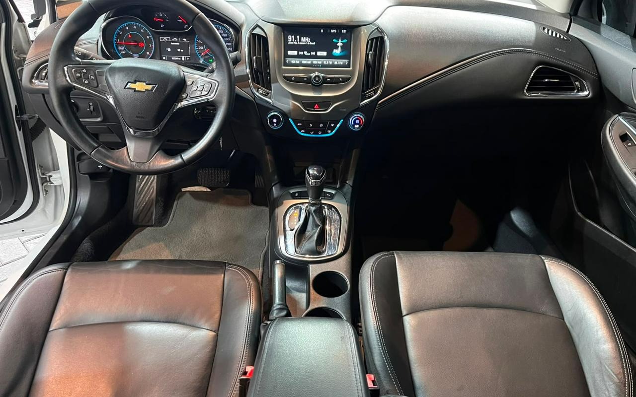 imagem-https://www.socarrao.com.br/sc-vehicle-images-prod/24060/1780405997059-Ny5qcGVn.jpeg