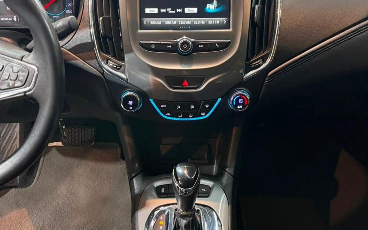 imagem-https://www.socarrao.com.br/sc-vehicle-images-prod/24060/1780405997146-OC5qcGVn.jpeg
