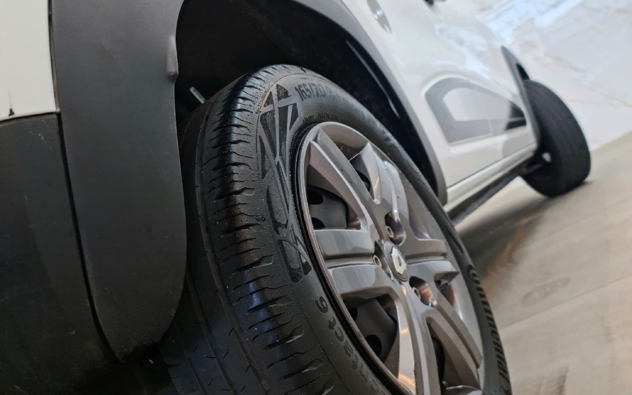 imagem-https://www.socarrao.com.br/sc-vehicle-images-prod/2406868/1782953572326-SU1HLTIwMjYwNzAxLVdBMDM3MS5qcGc.jpg
