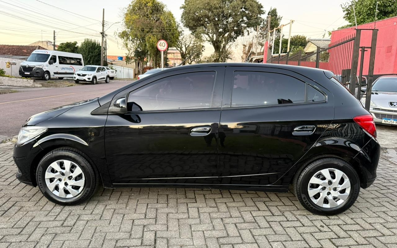 imagem-https://www.socarrao.com.br/sc-vehicle-images-prod/2407289/1782956065391-V2hhdHNBcHAgSW1hZ2UgMjAyNi0wNy0wMSBhdCAxOC4xMi4zNC5qcGVn.jpeg