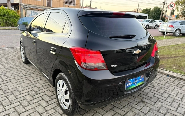 imagem-https://www.socarrao.com.br/sc-vehicle-images-prod/2407289/1782956065578-V2hhdHNBcHAgSW1hZ2UgMjAyNi0wNy0wMSBhdCAxOC4xMi4zNCAoMSkuanBlZw.jpeg