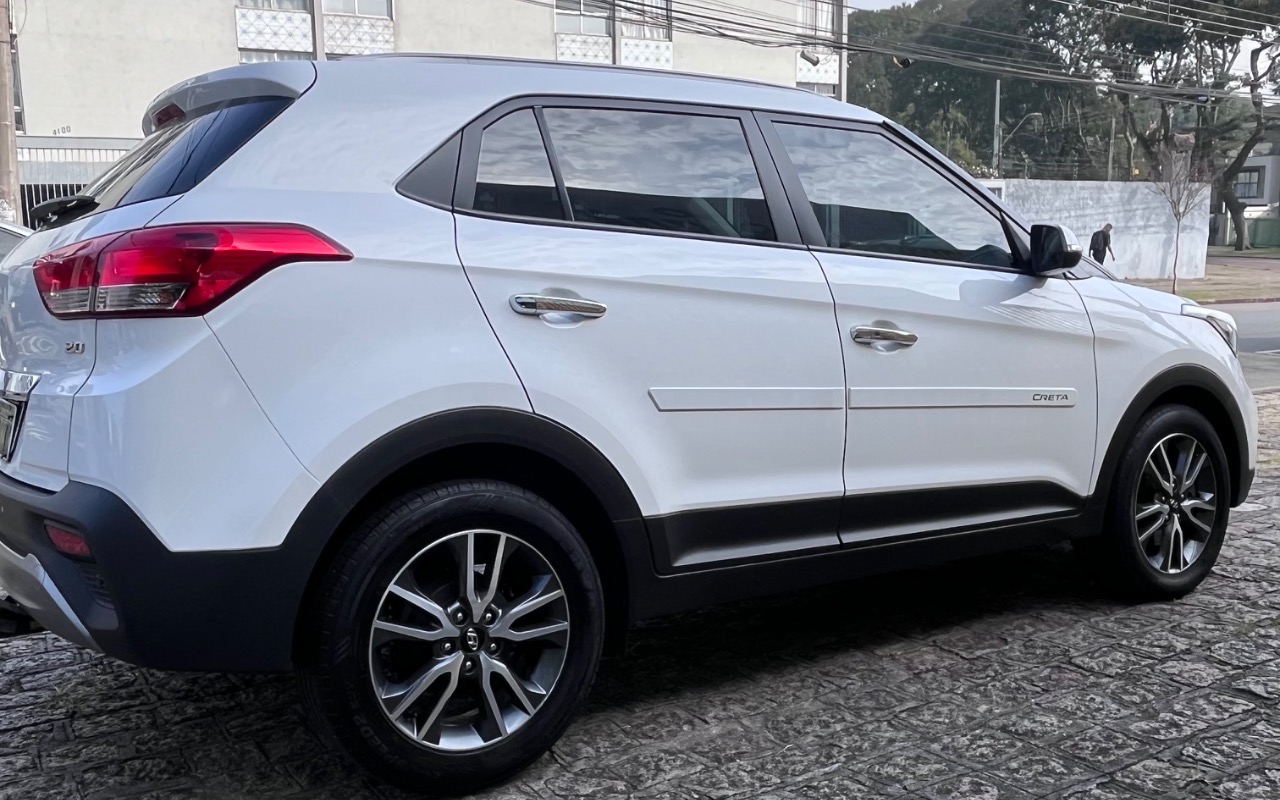 imagem-https://www.socarrao.com.br/sc-vehicle-images-prod/2407314/1782956259901-SU1HXzgyMjMuanBlZw.jpeg