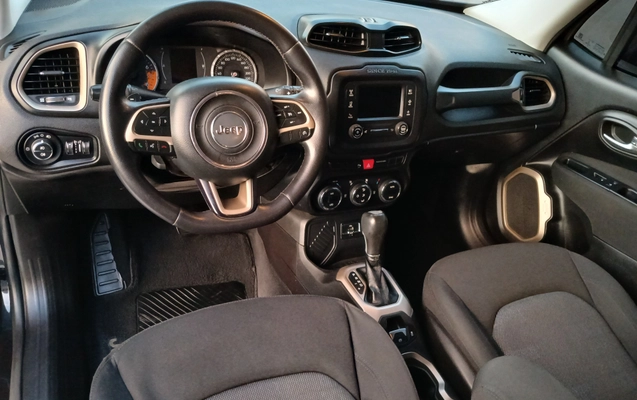 imagem-https://www.socarrao.com.br/sc-vehicle-images-prod/2414457/1782996023015-003_cd57a41cd84467f0f1efbed28b1e1610.jpg
