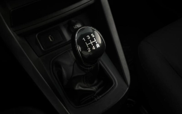 imagem-https://www.socarrao.com.br/sc-vehicle-images-prod/2414697/1784121280462-8241002_10_B_9ccaf259d4.jpeg