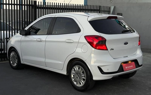 imagem-https://www.socarrao.com.br/sc-vehicle-images-prod/2414697/1784121280462-8241002_2_B_af7de8fc29.jpeg