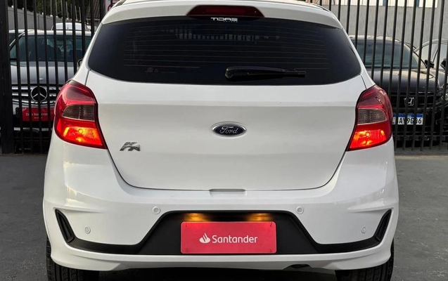 imagem-https://www.socarrao.com.br/sc-vehicle-images-prod/2414697/1784121280462-8241002_4_B_b29d3f7bcd.jpeg