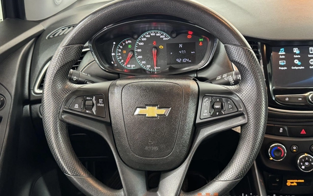 imagem-https://www.socarrao.com.br/sc-vehicle-images-prod/2415497/1788988481141-e5b87ca32e4943039abb2db63b4917e6_1782924870420.jpg