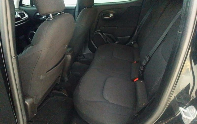 imagem-https://www.socarrao.com.br/sc-vehicle-images-prod/2415529/1788353321117-7047008_6_B_86dcb4e721.jpeg