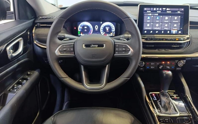 imagem-https://www.socarrao.com.br/sc-vehicle-images-prod/2415542/1788530055281-8241393_9_B_754e41b801.jpeg