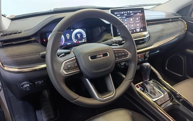 imagem-https://www.socarrao.com.br/sc-vehicle-images-prod/2415542/1788530055287-8241393_9_B_a63061af0c.jpeg